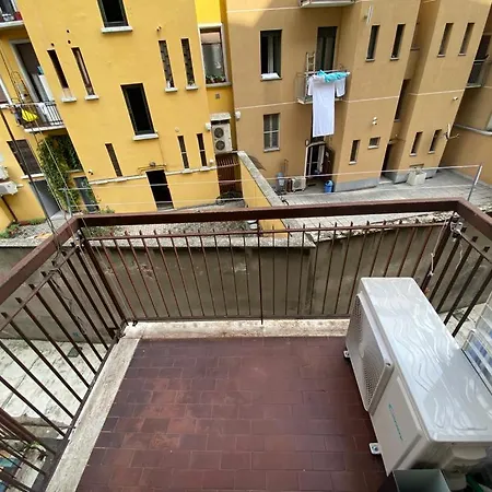 Apartamento San Dionigi 11 Milão